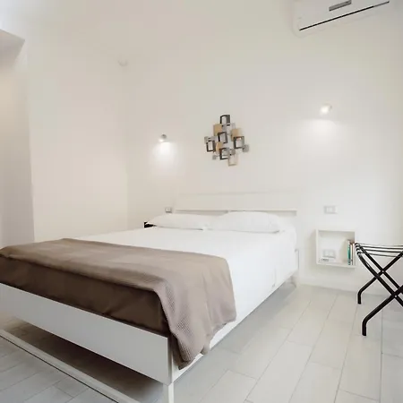 Harbour View Апартаменты Чивитавеккья